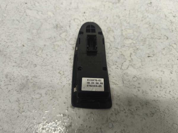 BOUTON LEVE VITRE BMW - Vue 2